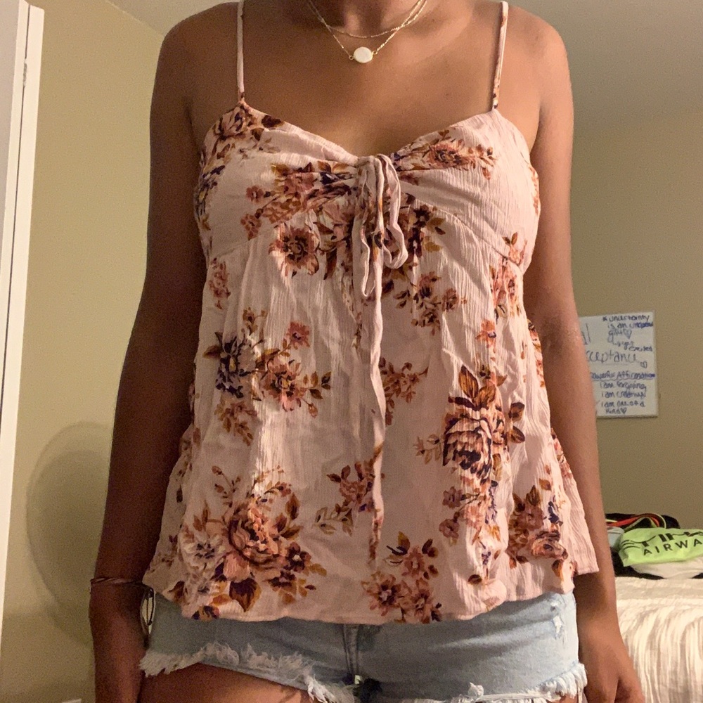 🦅 American Eagle Floral Top